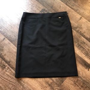 Tahari black pencil skirt with back vent